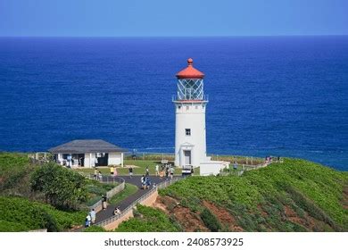 The Yapacaní Lighthouse: A Majestic Beacon Illuminating History and Breathtaking Views!